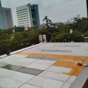 Waterproofing Polyurethane-MasterSeal Roof 3000 System<br>Proyek Talavera Building Jakarta